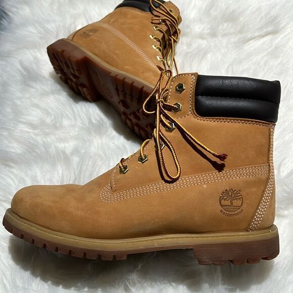 Women's Linden Wood Waterproof Lug Sole Boots Size 9.  B79 - Picture 3 of 12